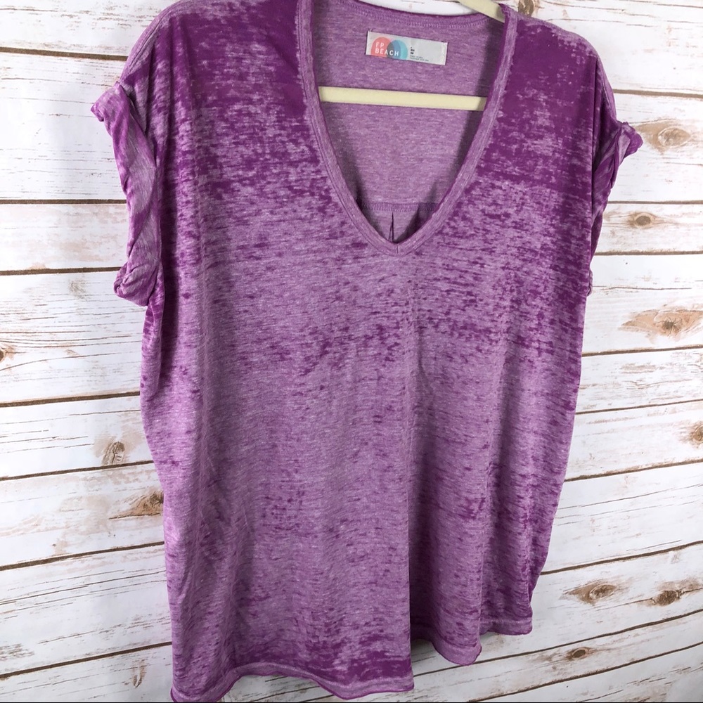 Free People Beach pink oversized rolled sleeve top - Picture 2 of 8
